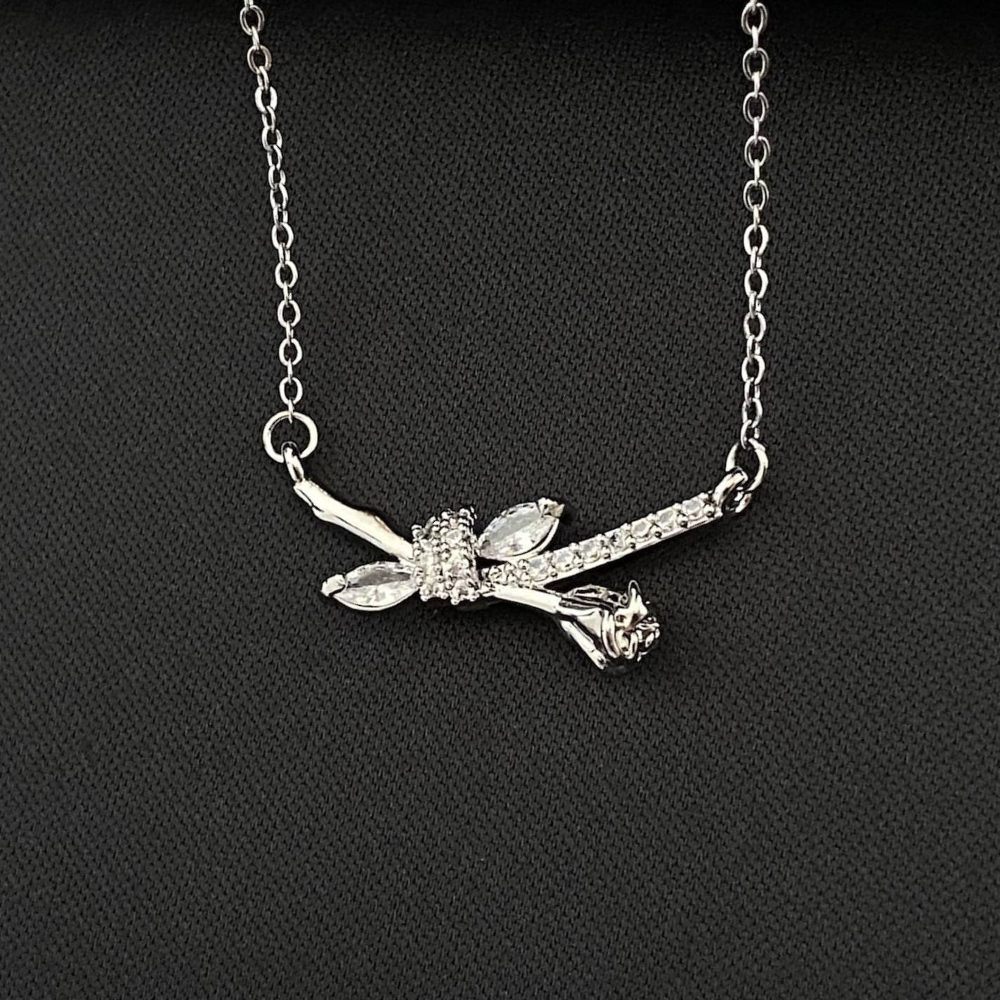 Rose Flower Knot Necklace | Dual Ring High-End Niche Design Collarbone Chain